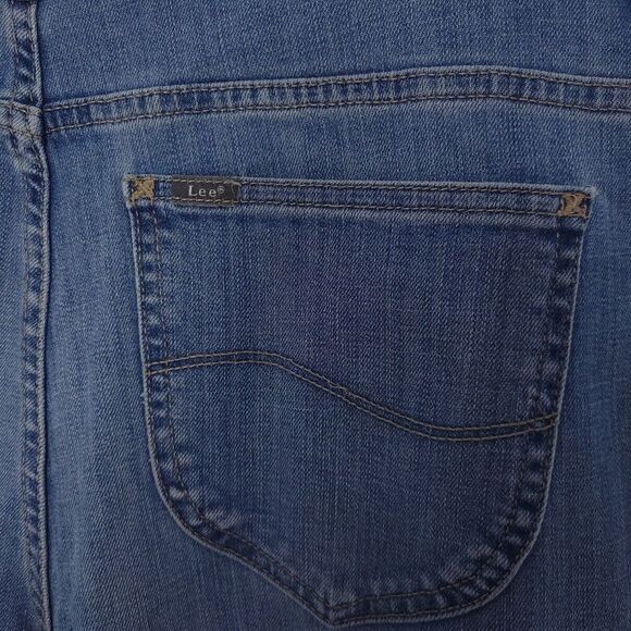 Lee Mid Rise Straight Leg Relaxed Fit Womens 18 Medium Blue Jeans - Picture 12 of 14